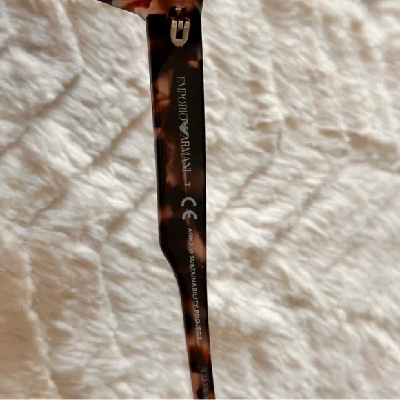 EMPORIO ARMANI
EA4178 SUNGLASSES - Picture 6 of 7